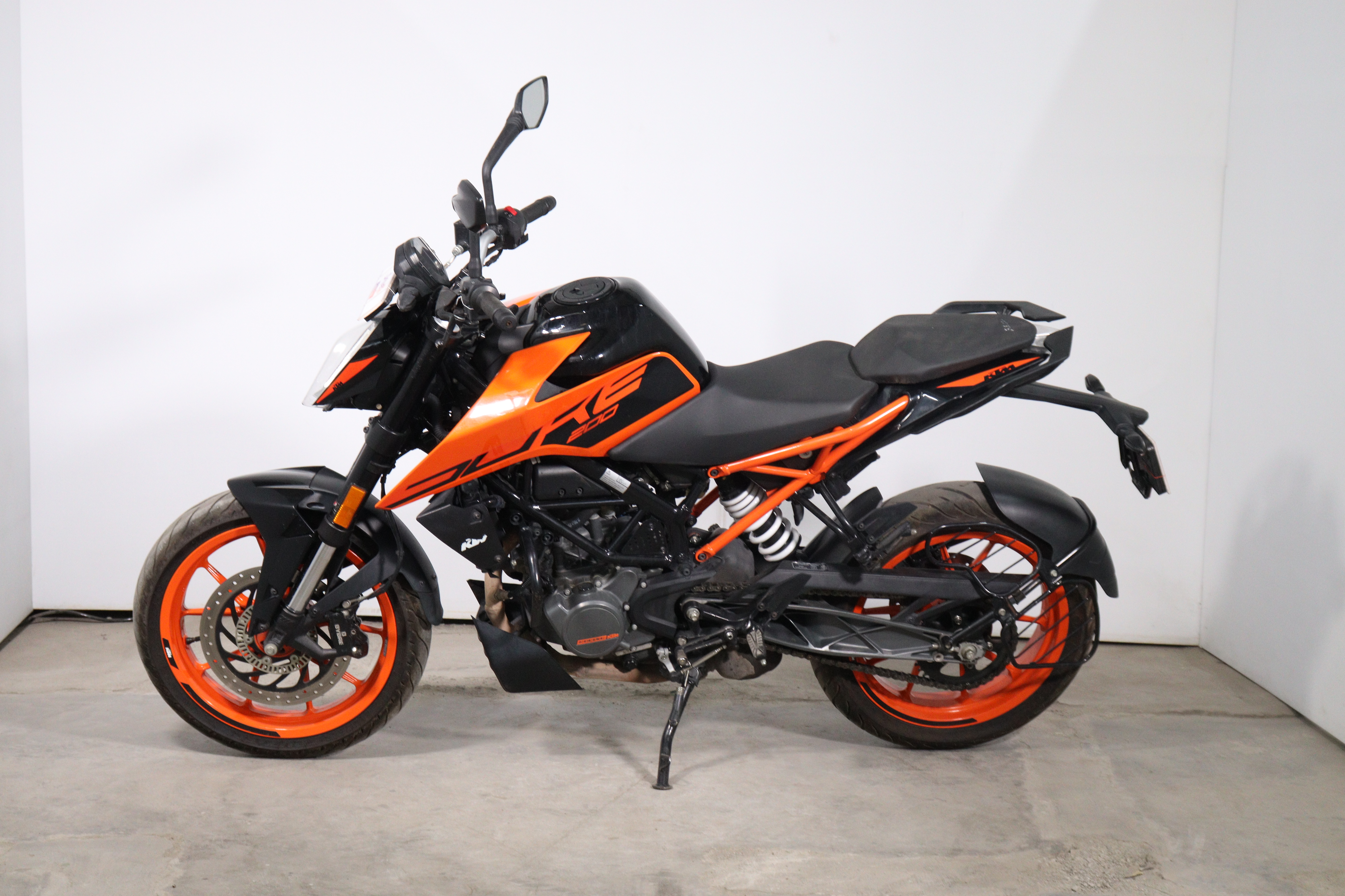 KTM Duke 200