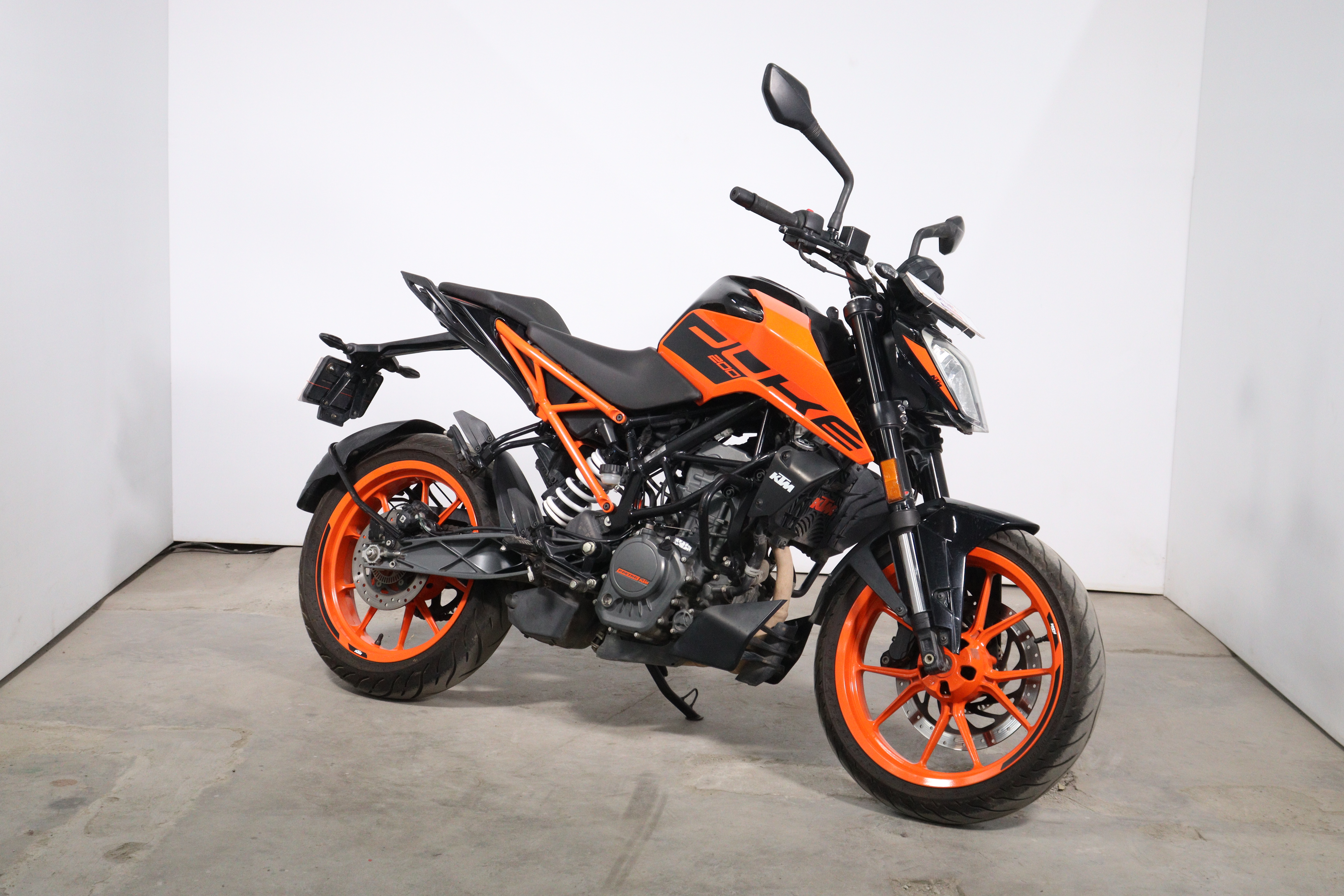 KTM Duke 200
